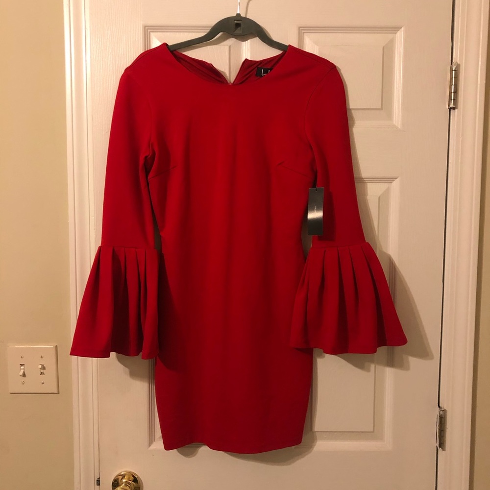 Lulus mini body con dress